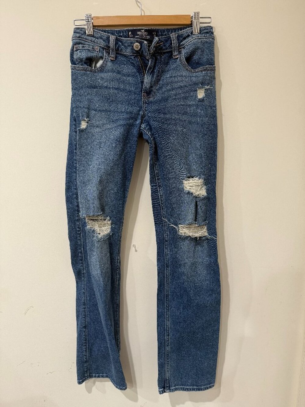Hollister Jeans Womens  Low Rise 90s Vintage Straight Distressed Sz 24W 31L